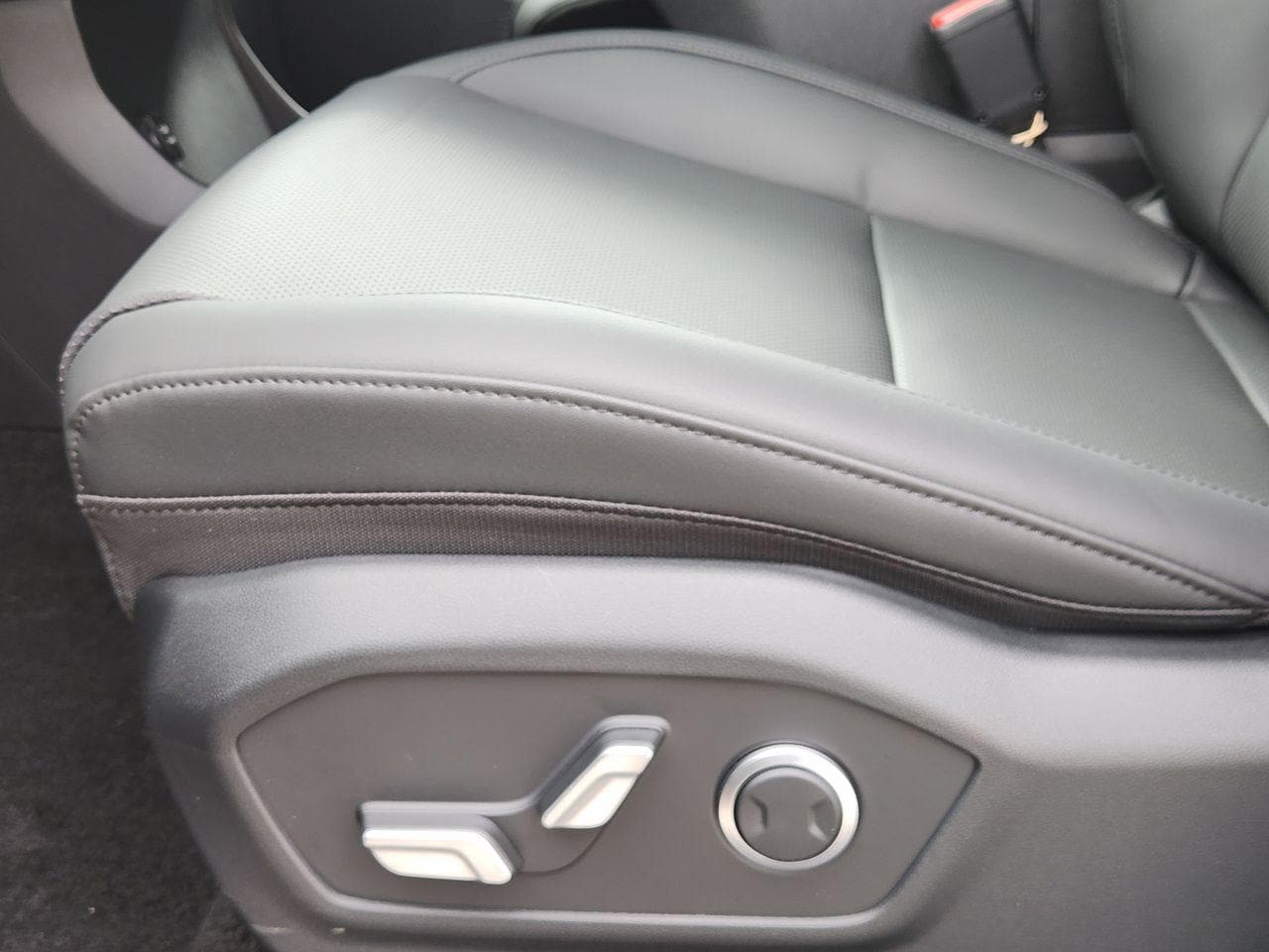 New 2026 PE2 Gray Hyundai SEL image 24