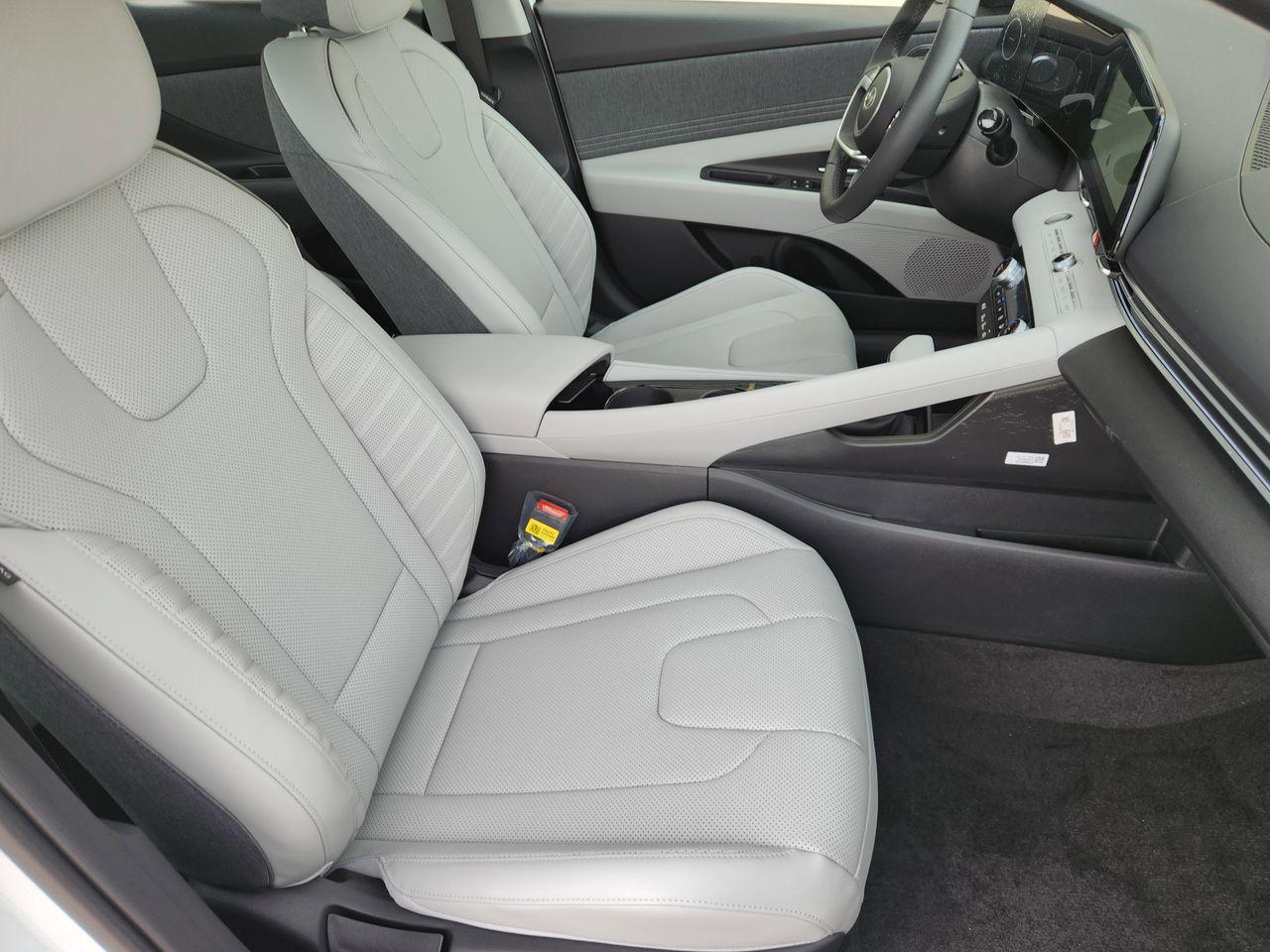 New 2026 W6H White Hyundai Limited image 11