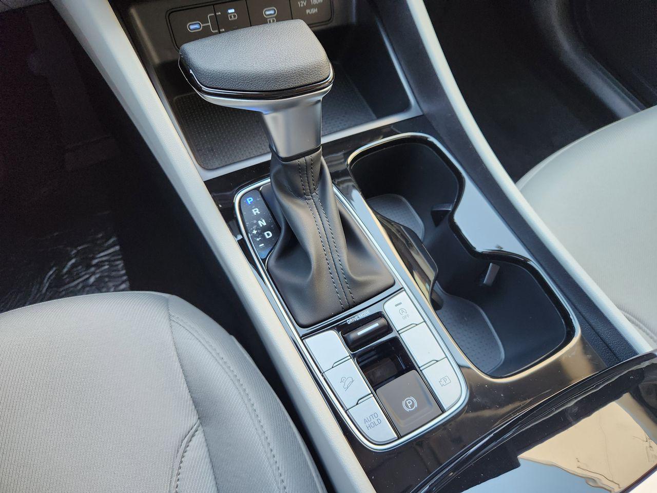 New 2026 Phantom Black Hyundai SEL FWD image 18