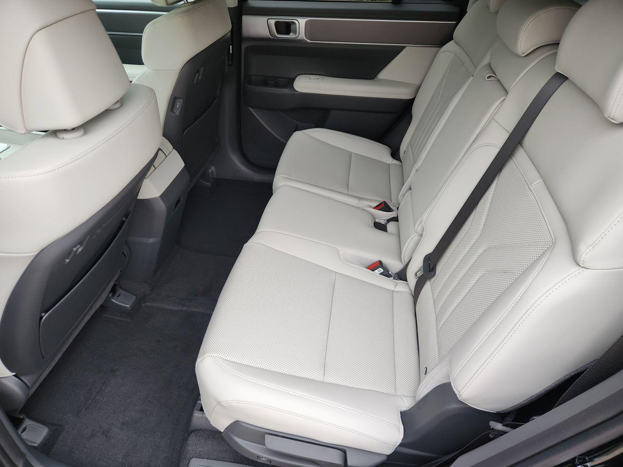 New 2026 Phantom Black Hyundai SEL AWD image 29