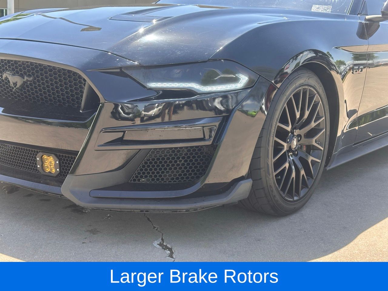 Used 2019 Shadow Black Ford GT image 5