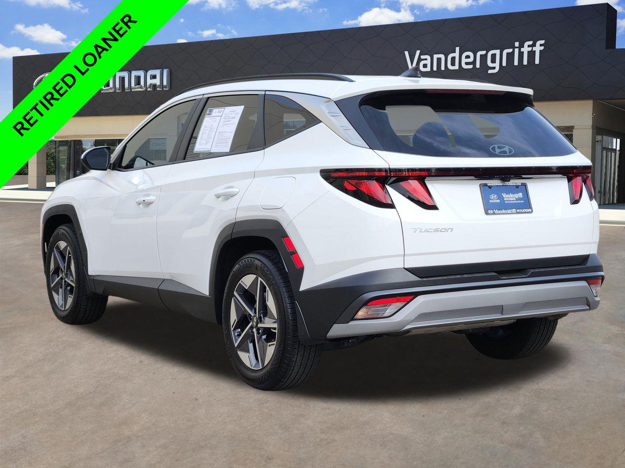 New 2026 W6H White Hyundai SEL FWD image 3