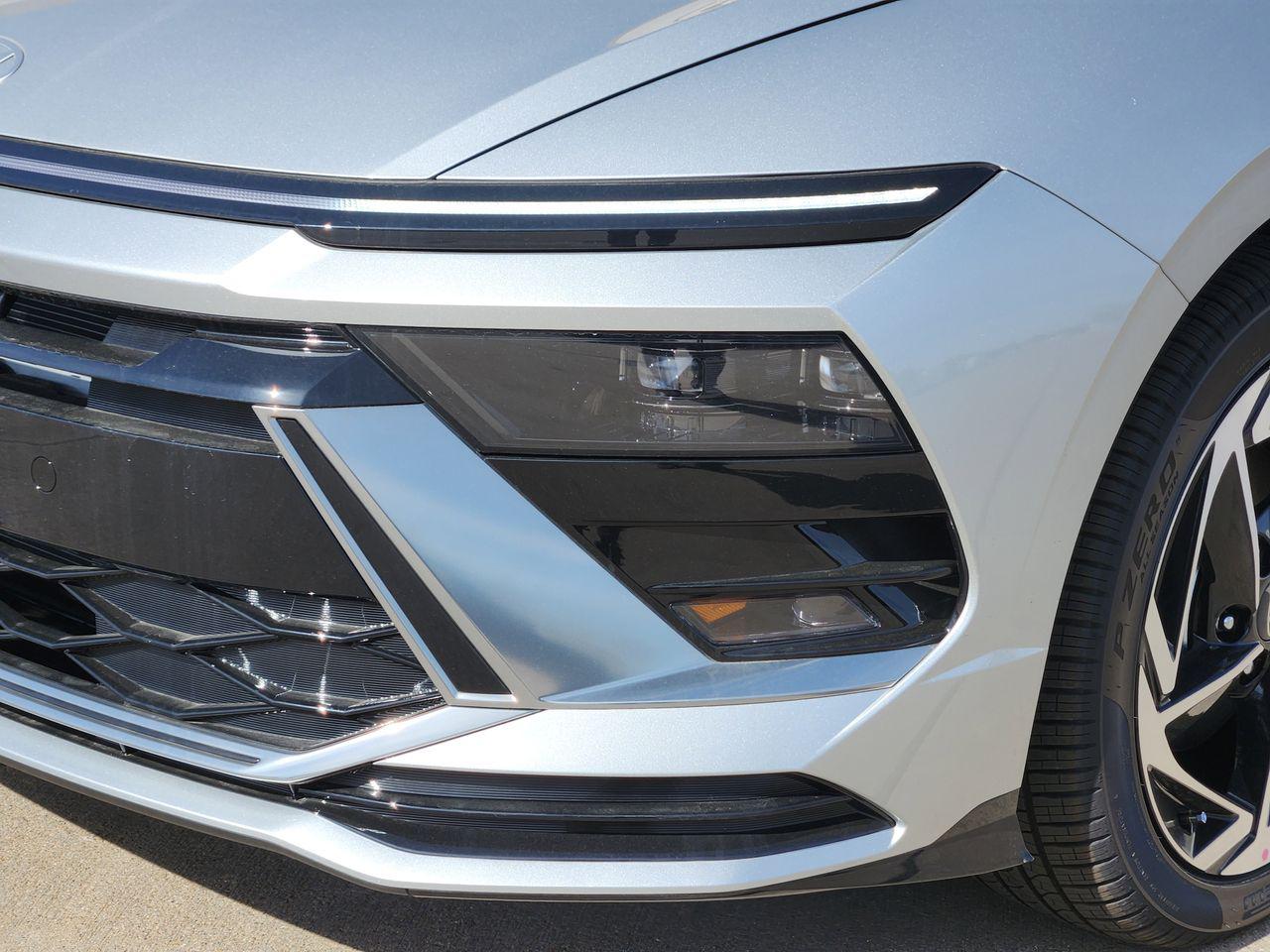 New 2026 T4A Silver Hyundai SEL Sport image 6