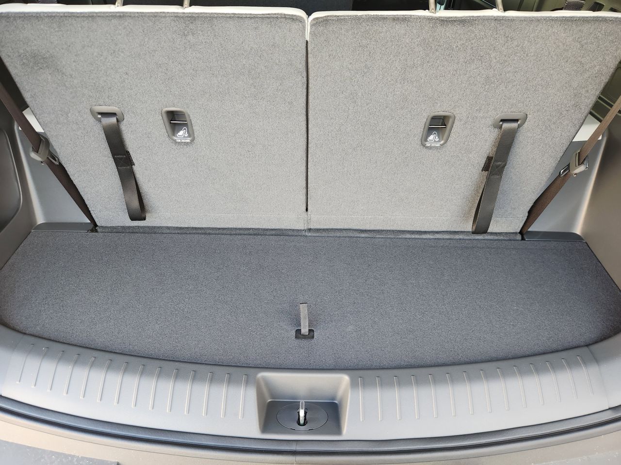 New 2026 W6H White Hyundai SEL FWD image 31