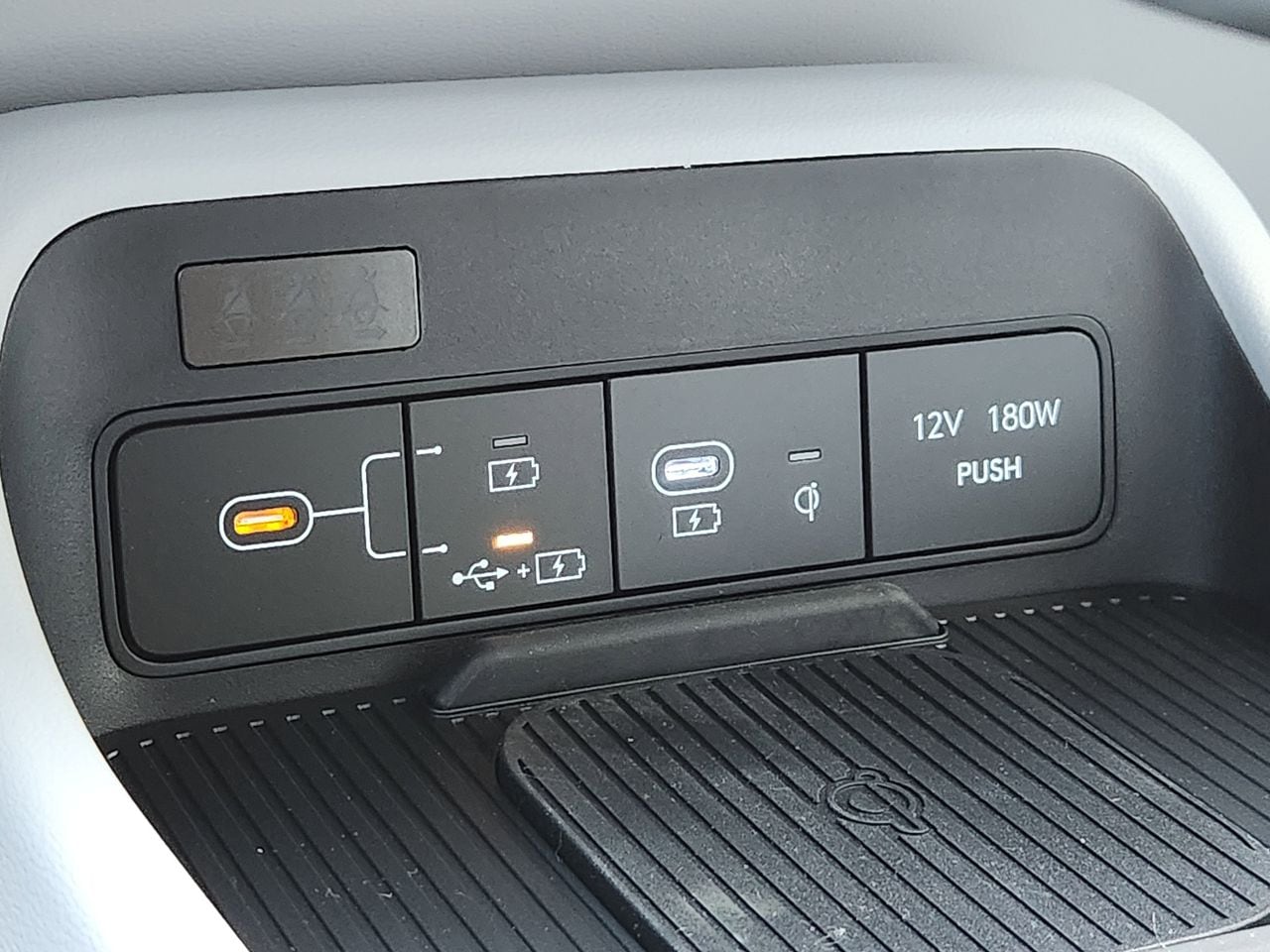 New 2026 A2B Black Hyundai SEL Sport FWD image 19