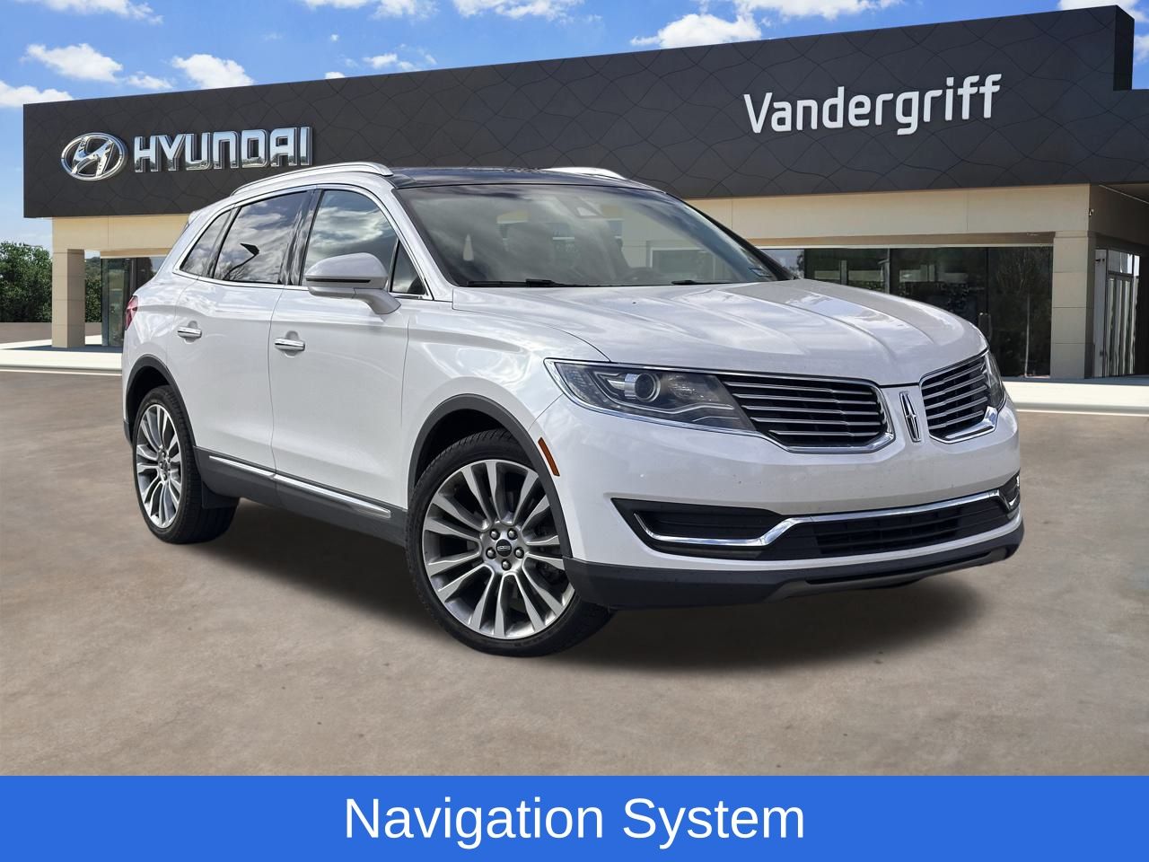 2016 Lincoln MKX Reserve's photo