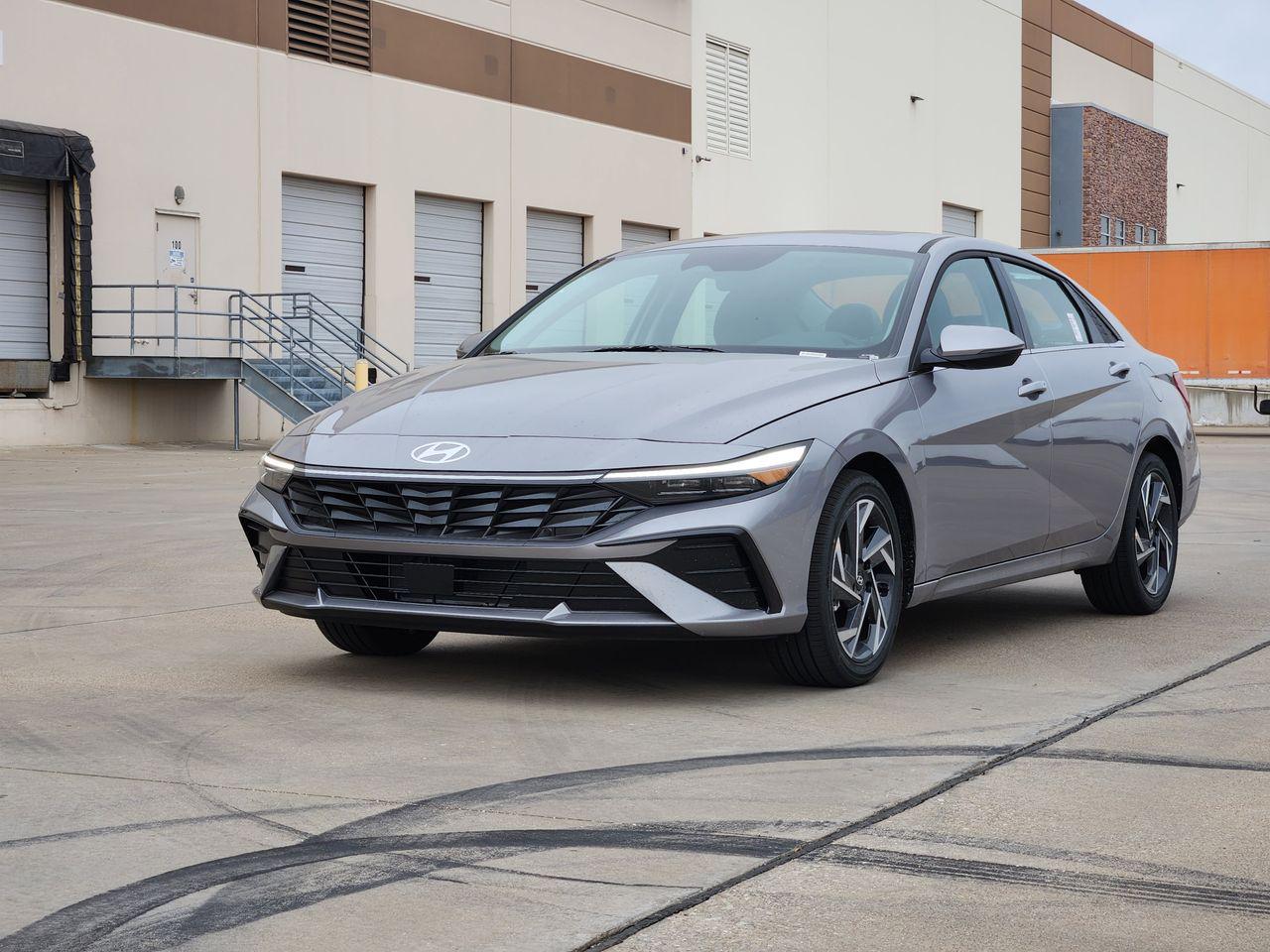 New 2026 M6T Hyundai Limited image 2