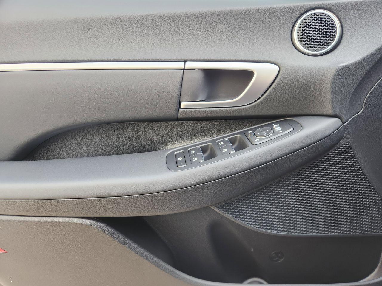 New 2026 T2G Gray Hyundai SEL Sport image 22