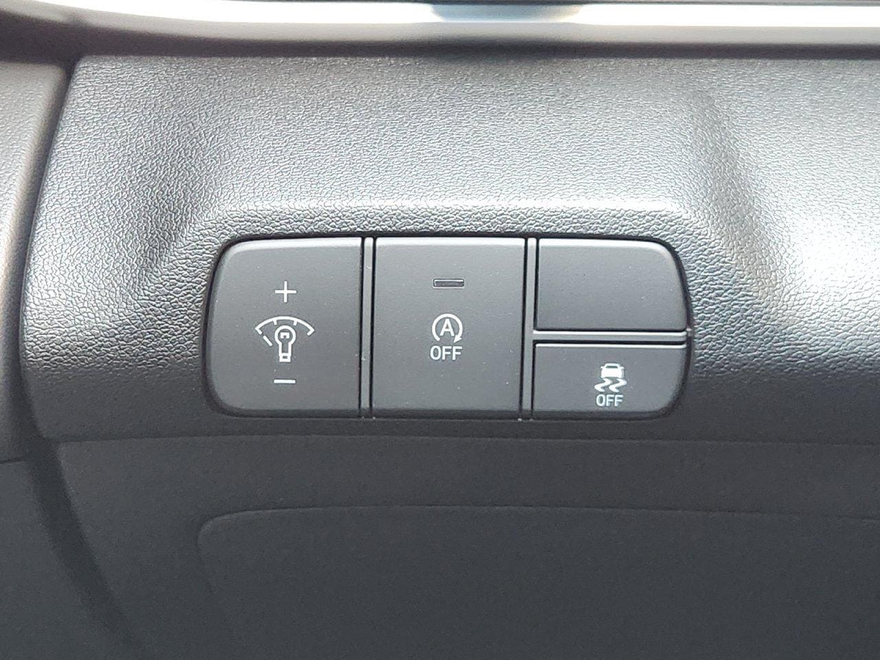 New 2026 Abyss Black Hyundai SE image 18