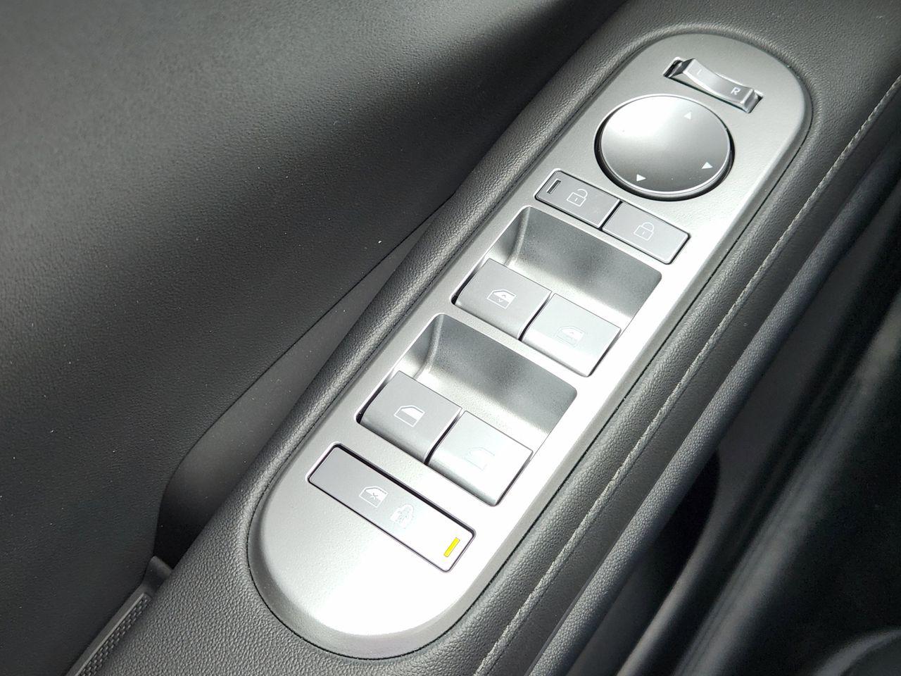 New 2026 WC9 White Hyundai SEL FWD image 20