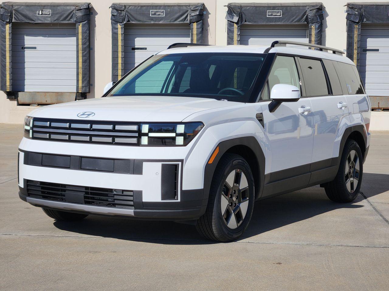 New 2026 W6H White Hyundai SEL image 2