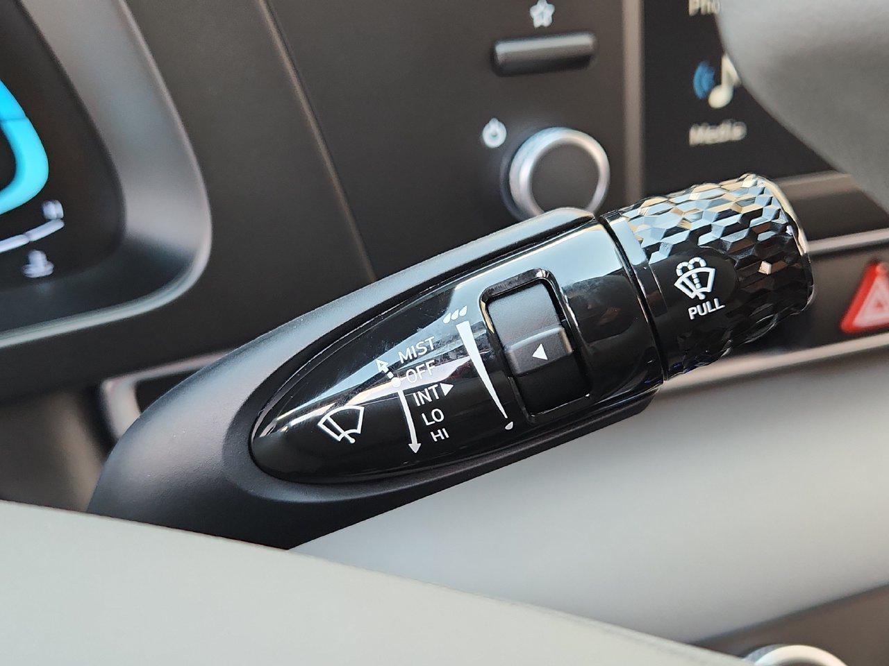 New 2026 Amazon Gray Hyundai SE image 27