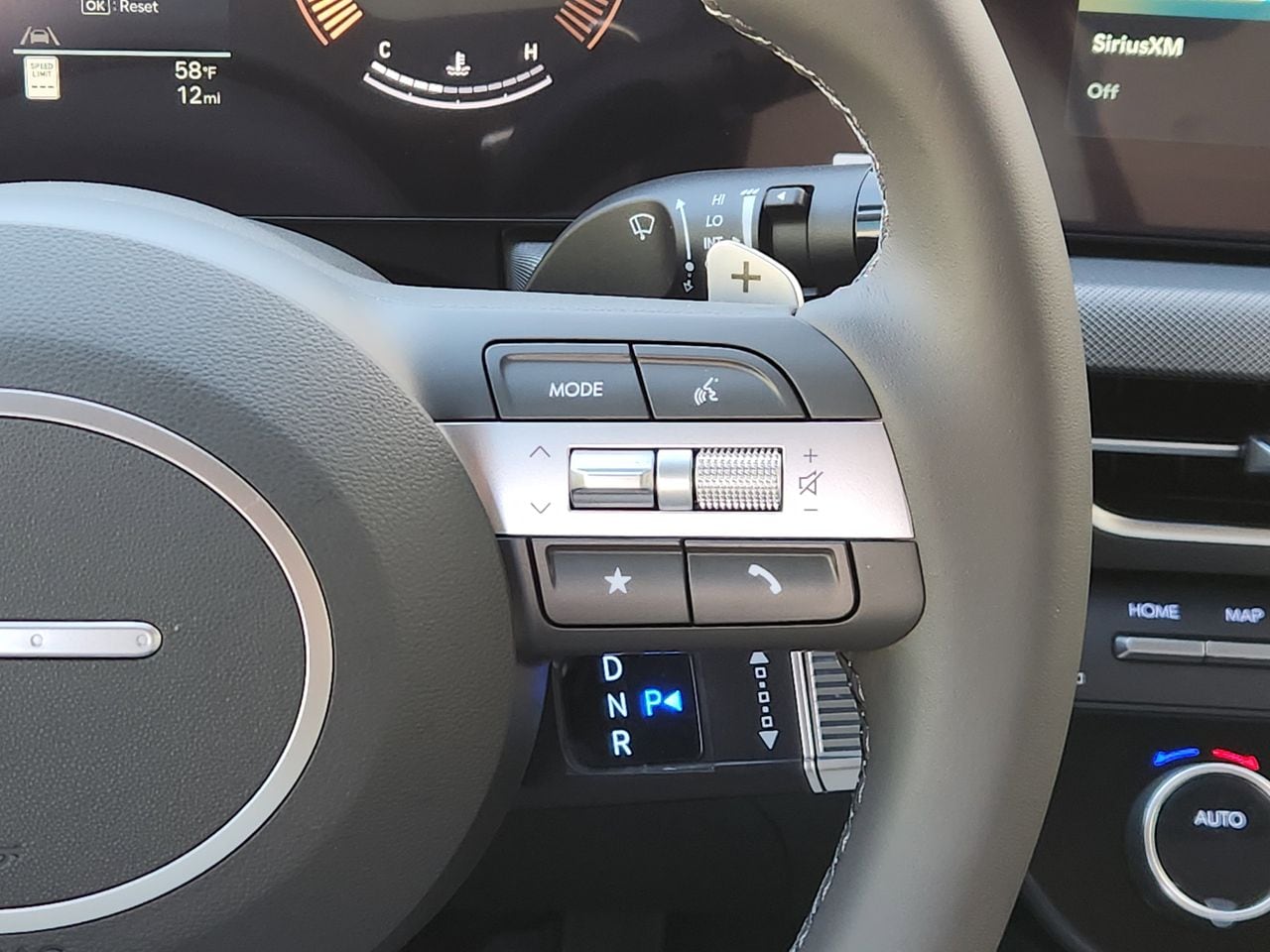 New 2026 T4A Silver Hyundai SEL Sport image 28