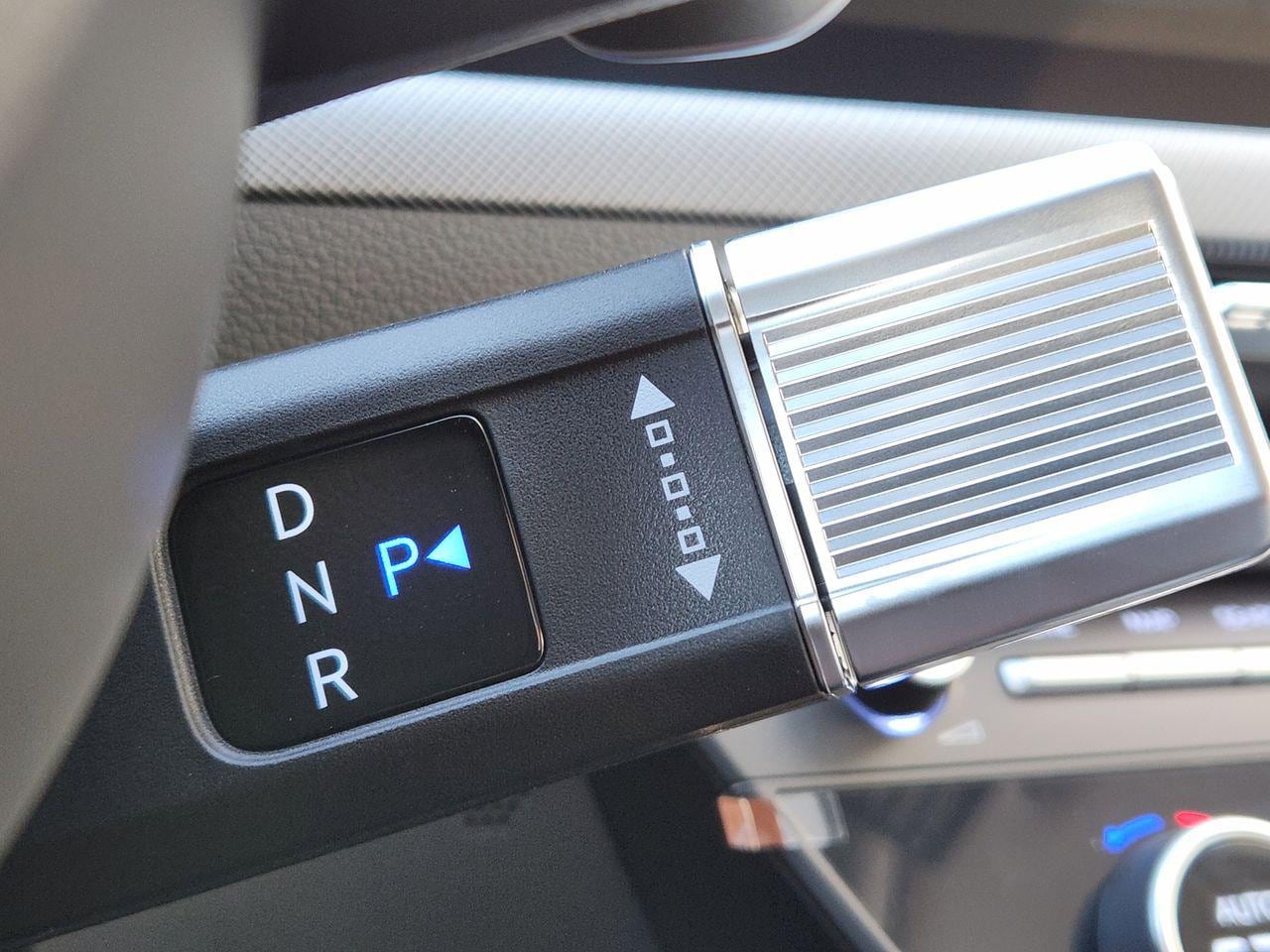 New 2026 Aero Silver Hyundai SEL Sport image 17