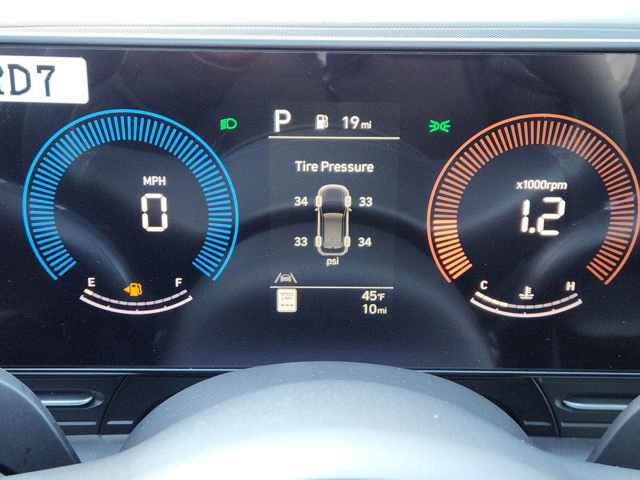 New 2026 R2P Red Hyundai SEL Sport FWD image 11