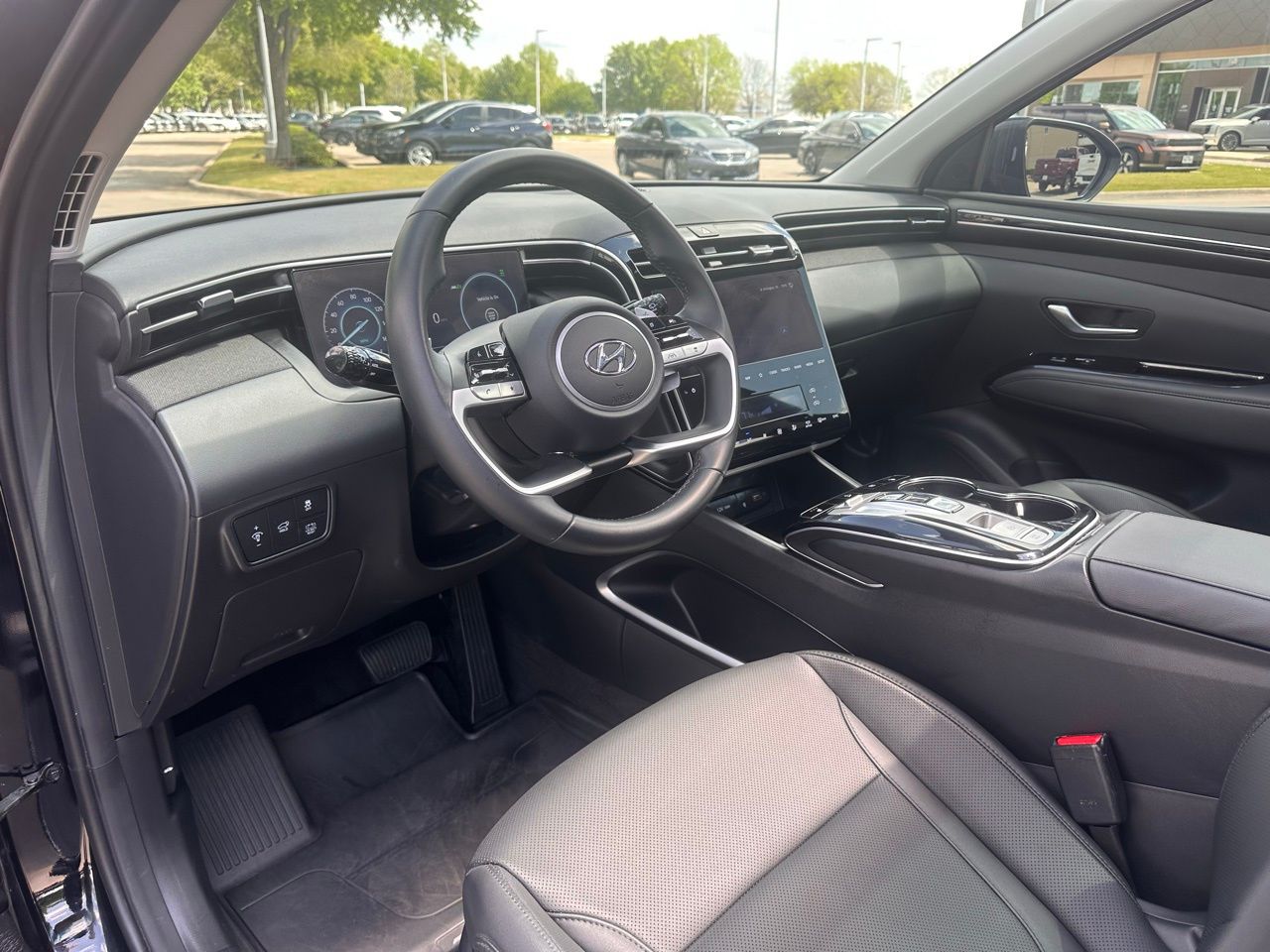 Used 2024 Black Pearl Hyundai SEL Convenience image 21