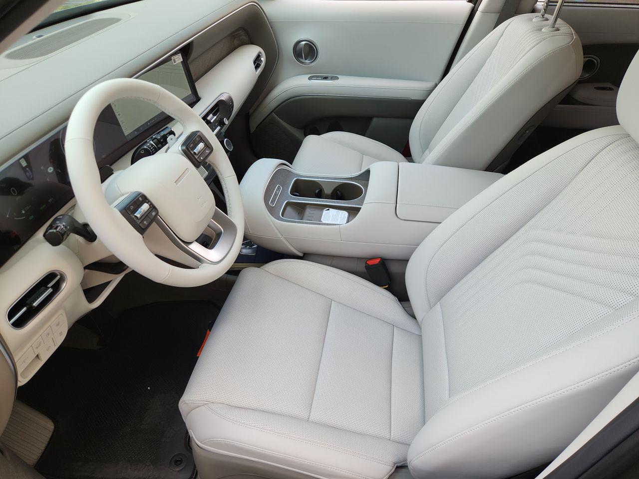 New 2027 Titan Green Pearl Hyundai SEL Premium image 9