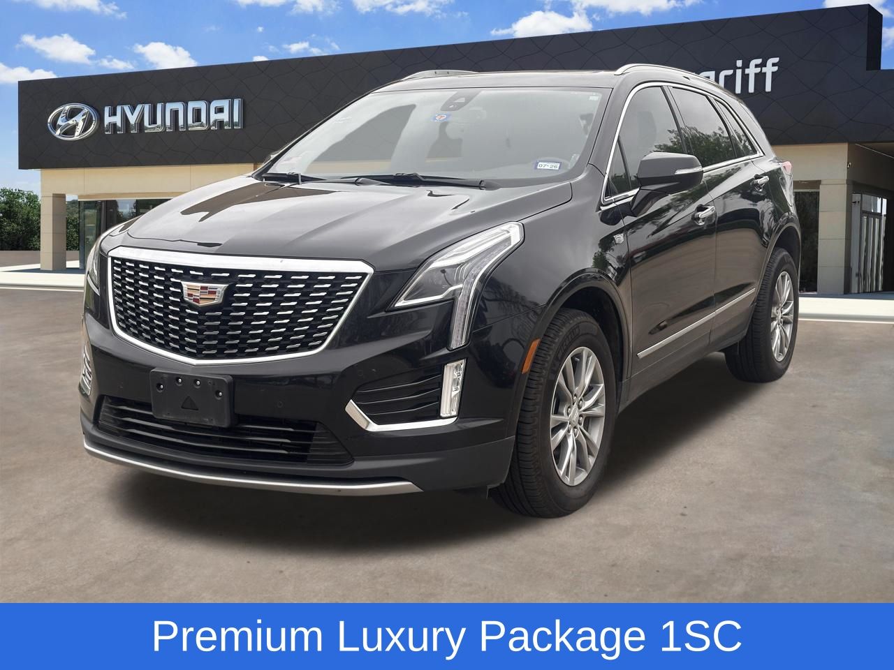 Used 2023 Stellar Black CADILLAC Premium Luxury image 2