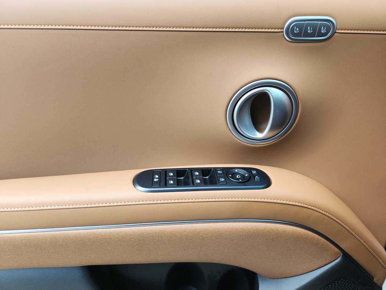 New 2027 Creamy White Pearl Hyundai Calligraphy image 23