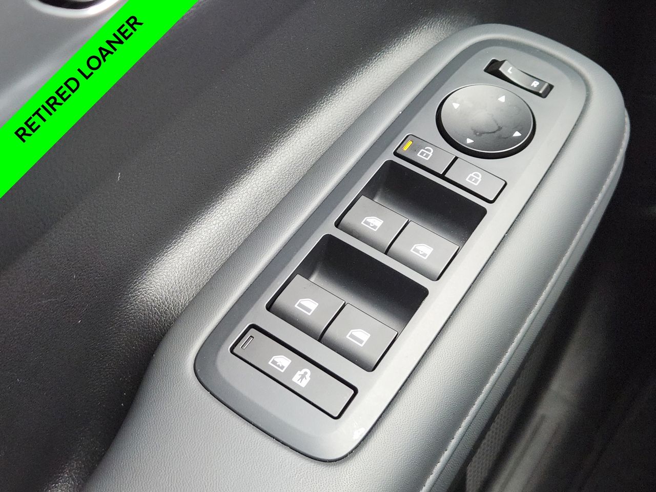 2025 Hyundai Santa Fe SEL - Photo 22