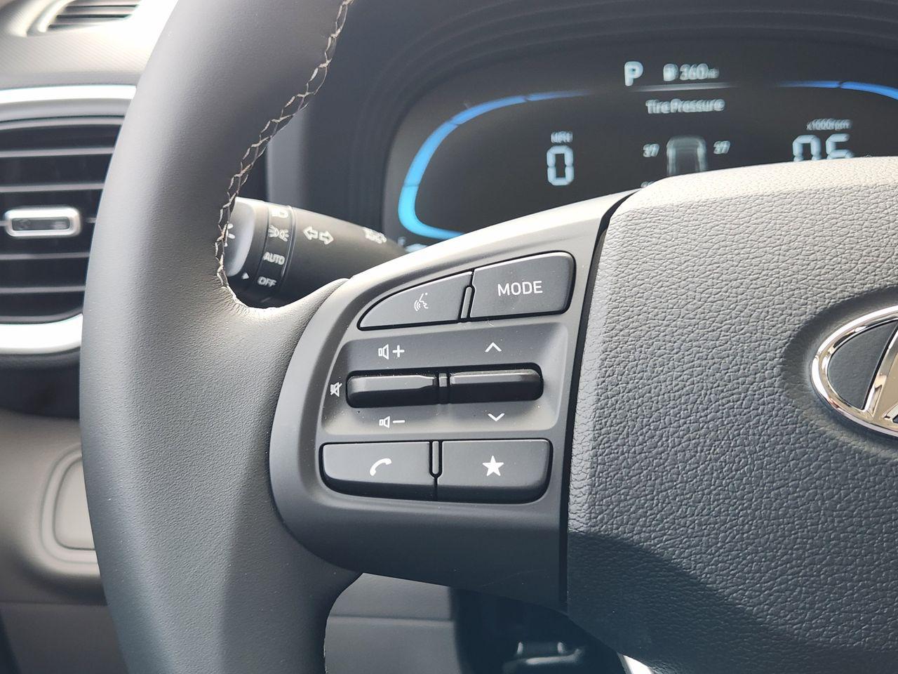 New 2026 SAW White Hyundai SEL image 27