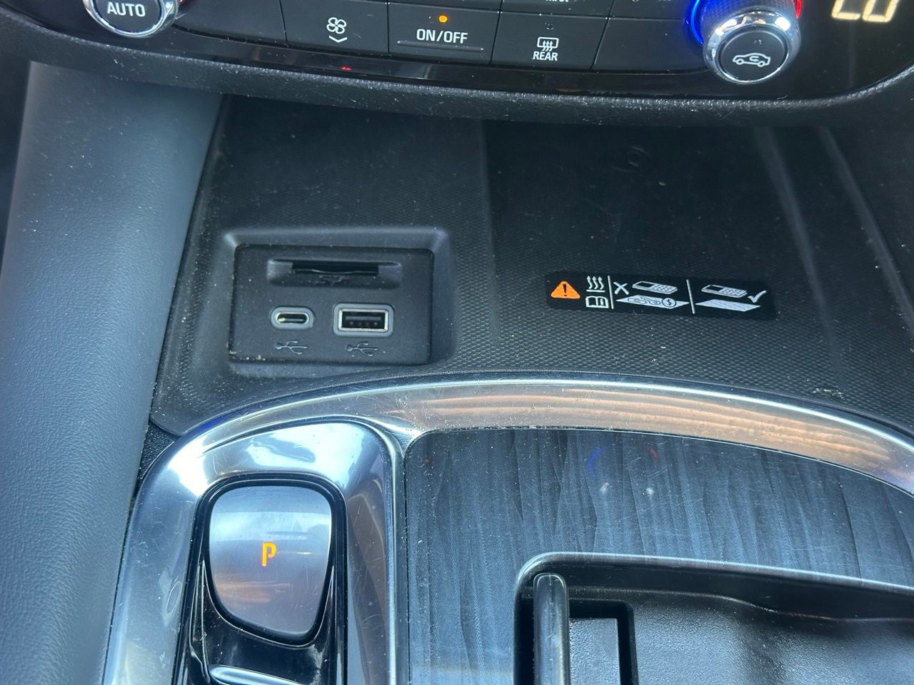 Used 2023 Moonstone Gray Buick Essence image 39