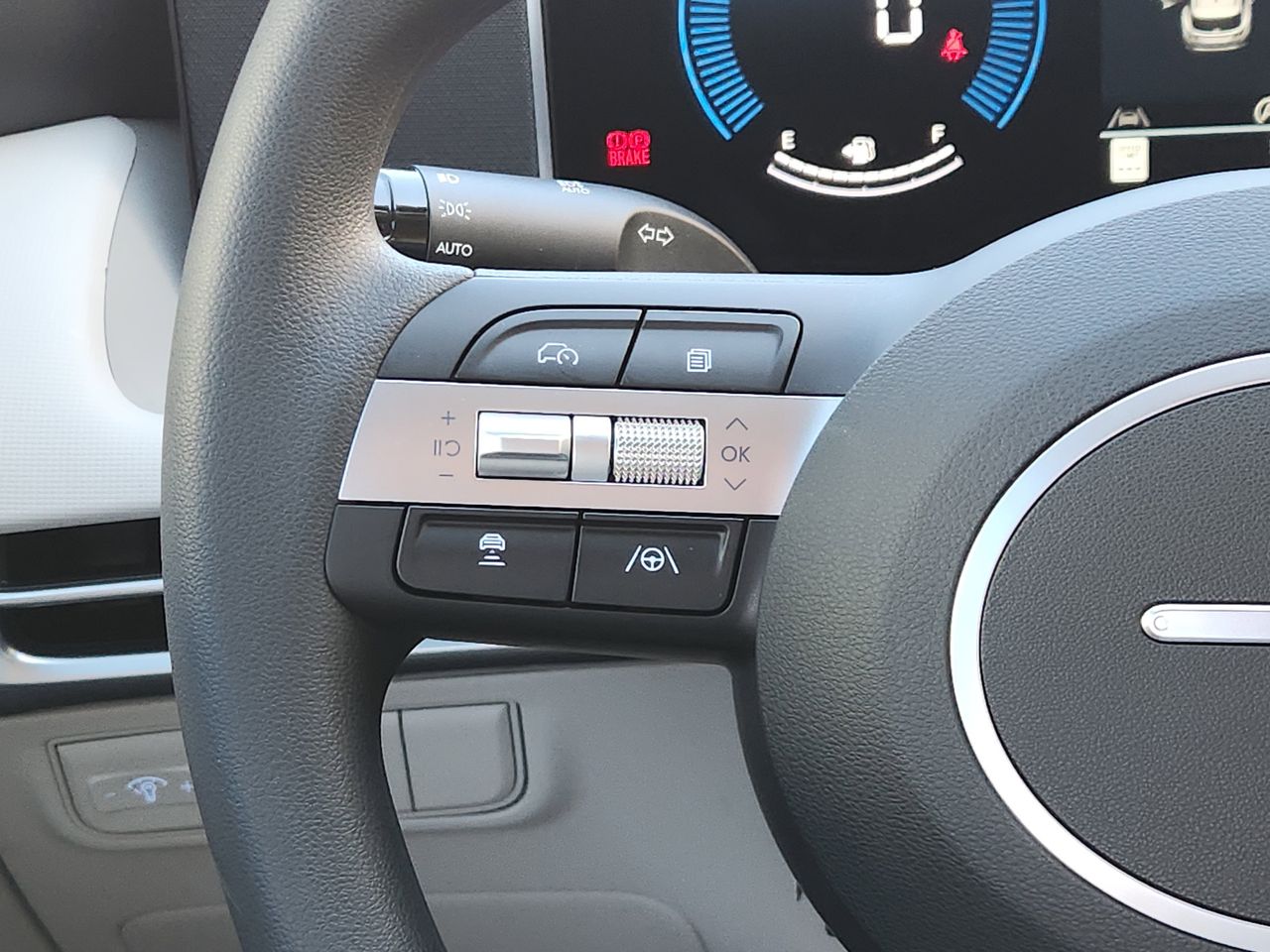 New 2026 S3B Black Hyundai SEL FWD image 26