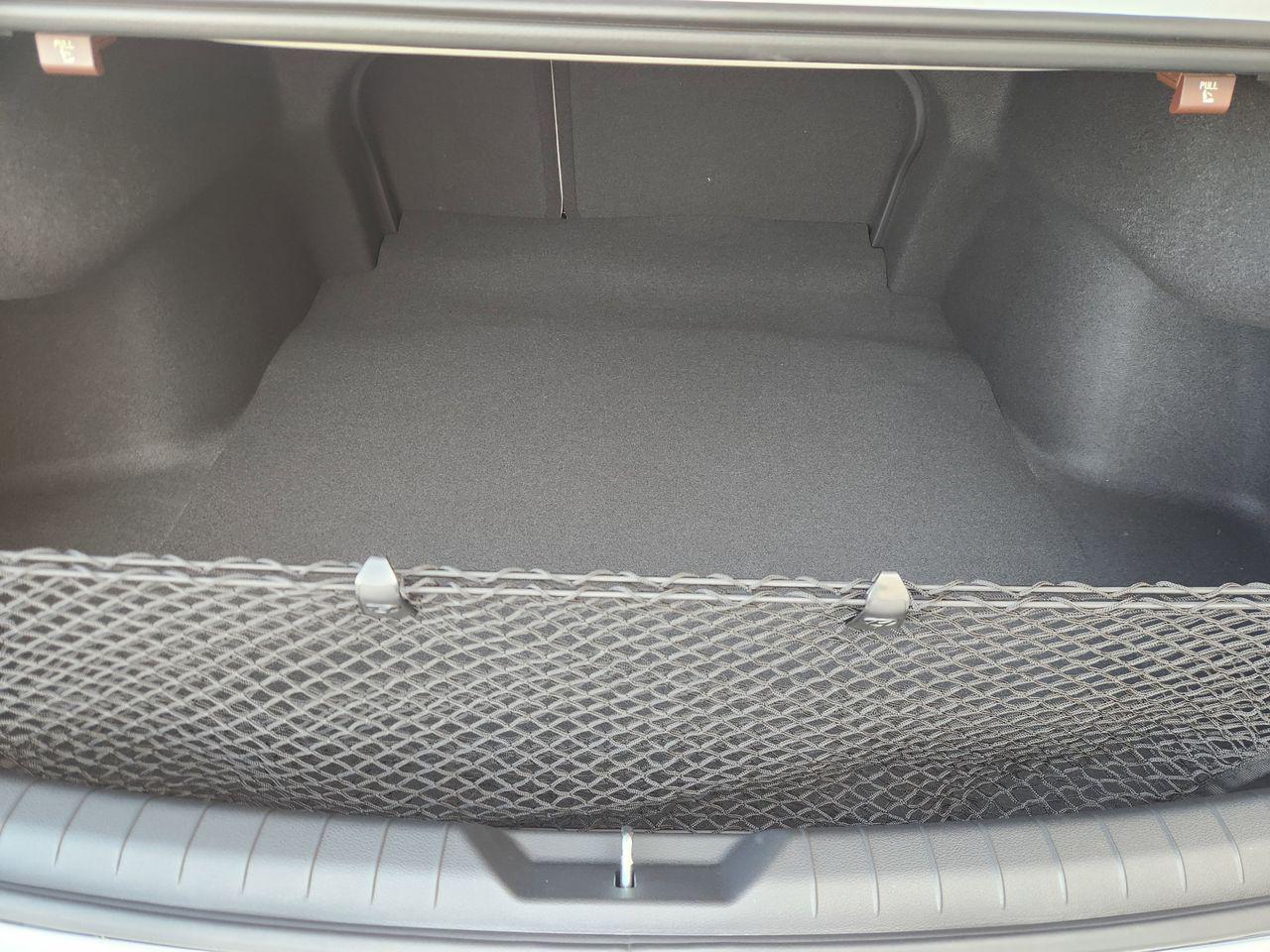 New 2026 Serenity White Hyundai SEL Sport image 31