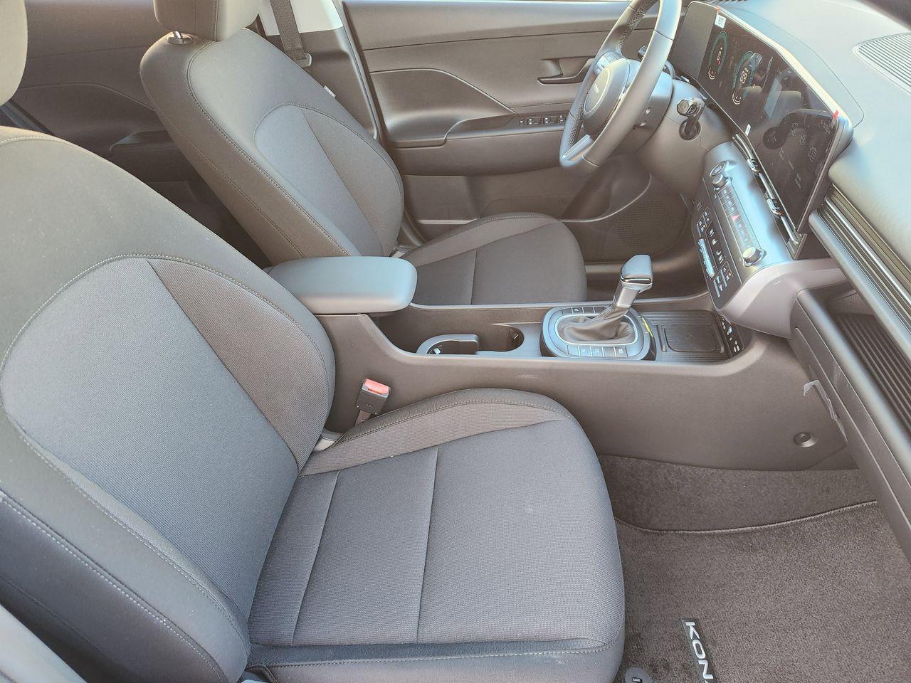 New 2026 SAW White Hyundai SEL Sport FWD image 10