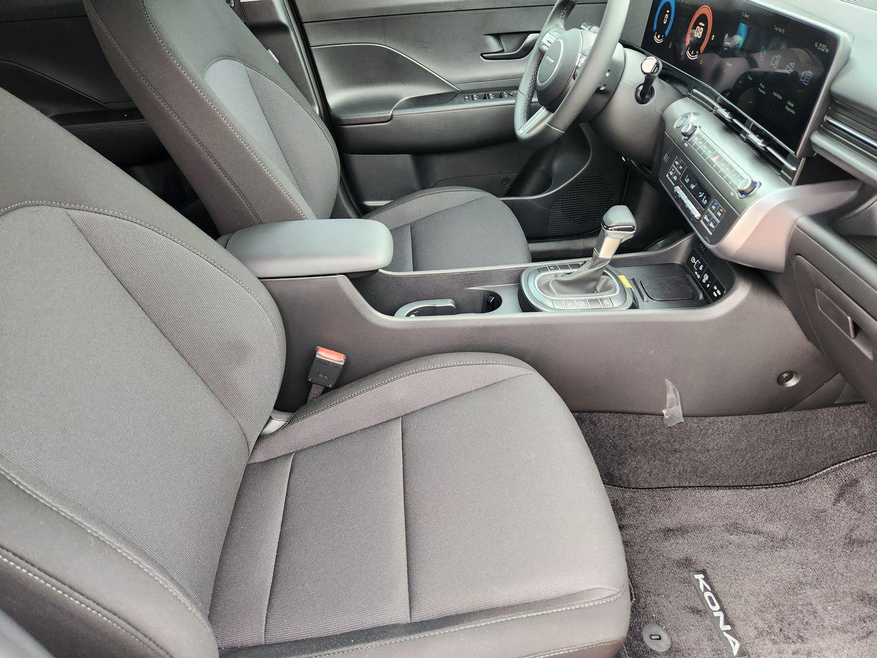 New 2026 C5G Gray Hyundai SEL Sport FWD image 11