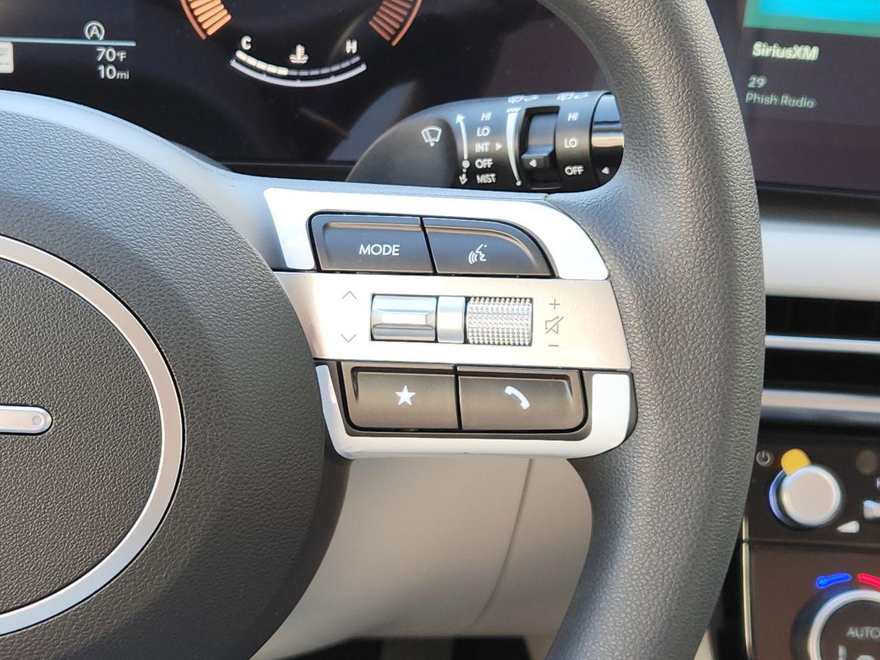 New 2026 W6H White Hyundai SEL FWD image 27