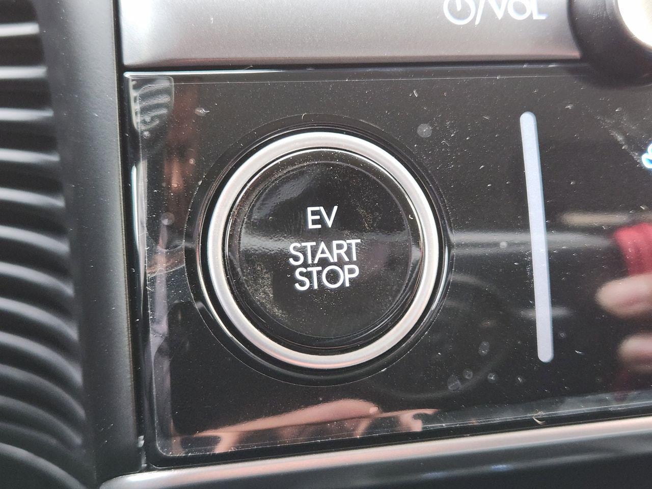 New 2026 U3P Blue Hyundai SE image 15