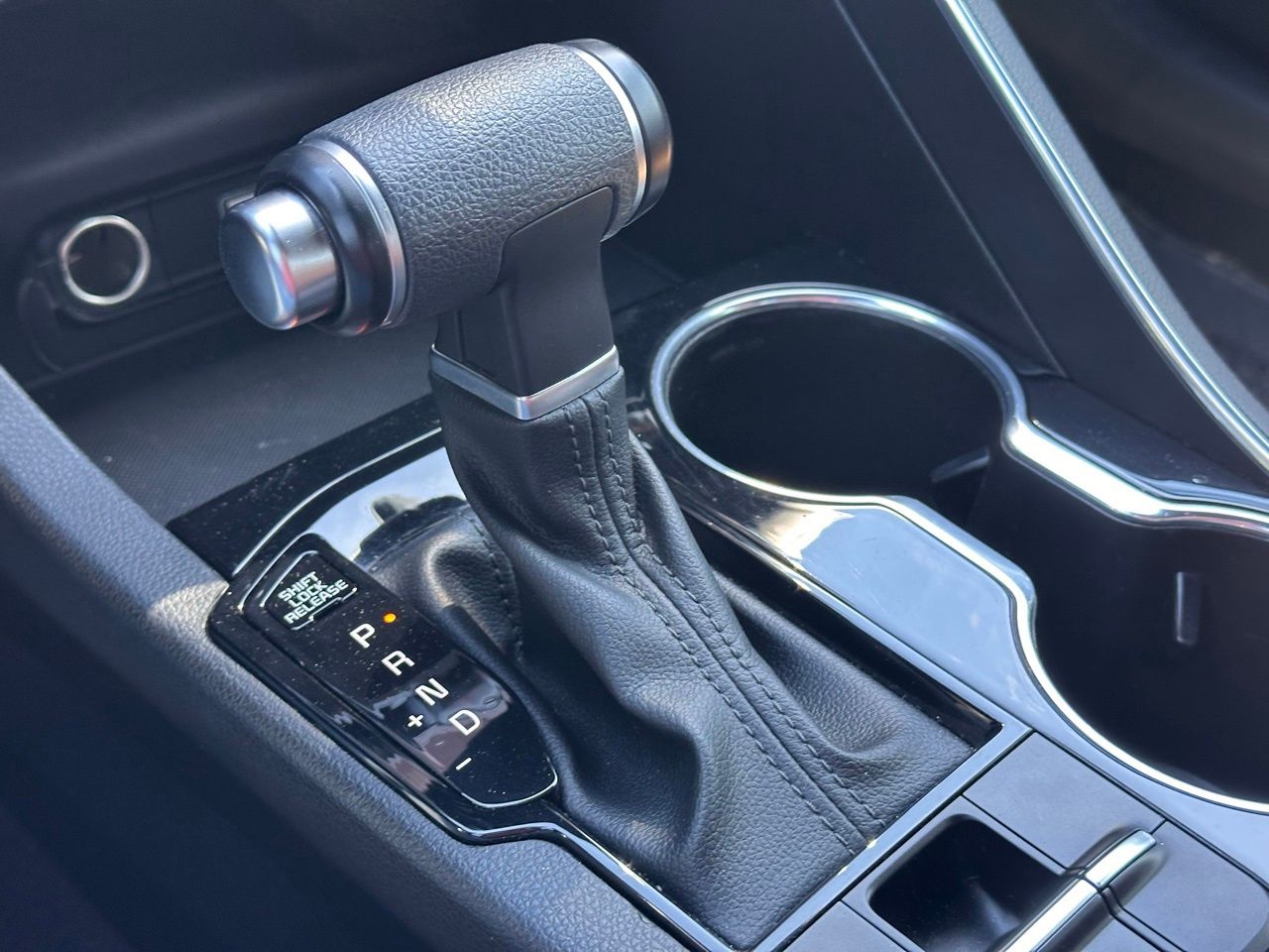 Used 2023 Sapphire Blue Kia GT image 30