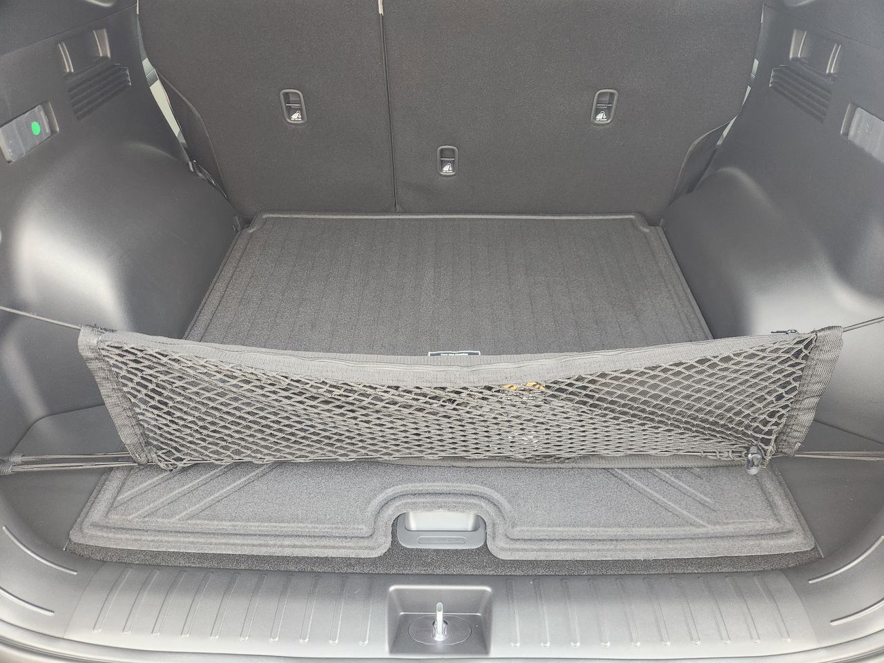 New 2026 S3B Black Hyundai SEL FWD image 30