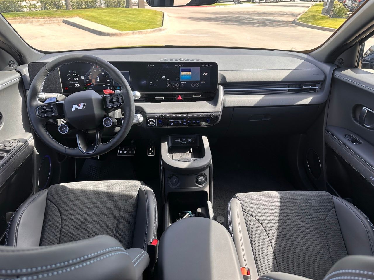 Used 2025 Abyss Black Hyundai Base image 21