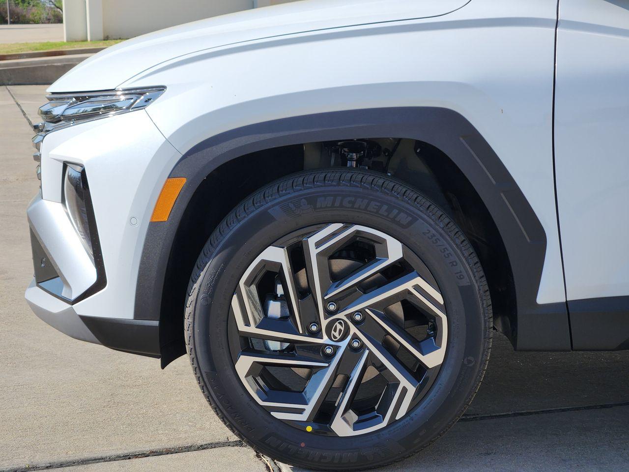 New 2026 W6H White Hyundai Limited image 5