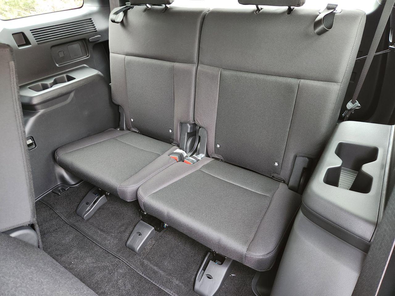 New 2026 S3B Black Hyundai SE FWD image 29