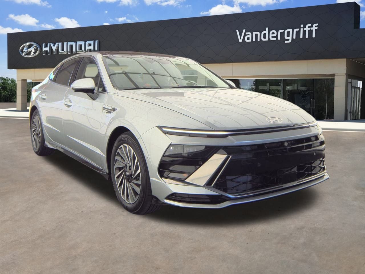 Certified Used 2026 Aero Silver Hyundai Limited image 9