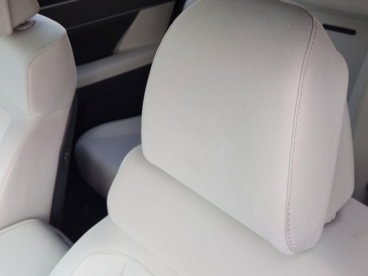 New 2027 Serenity White Hyundai SE FWD image 11