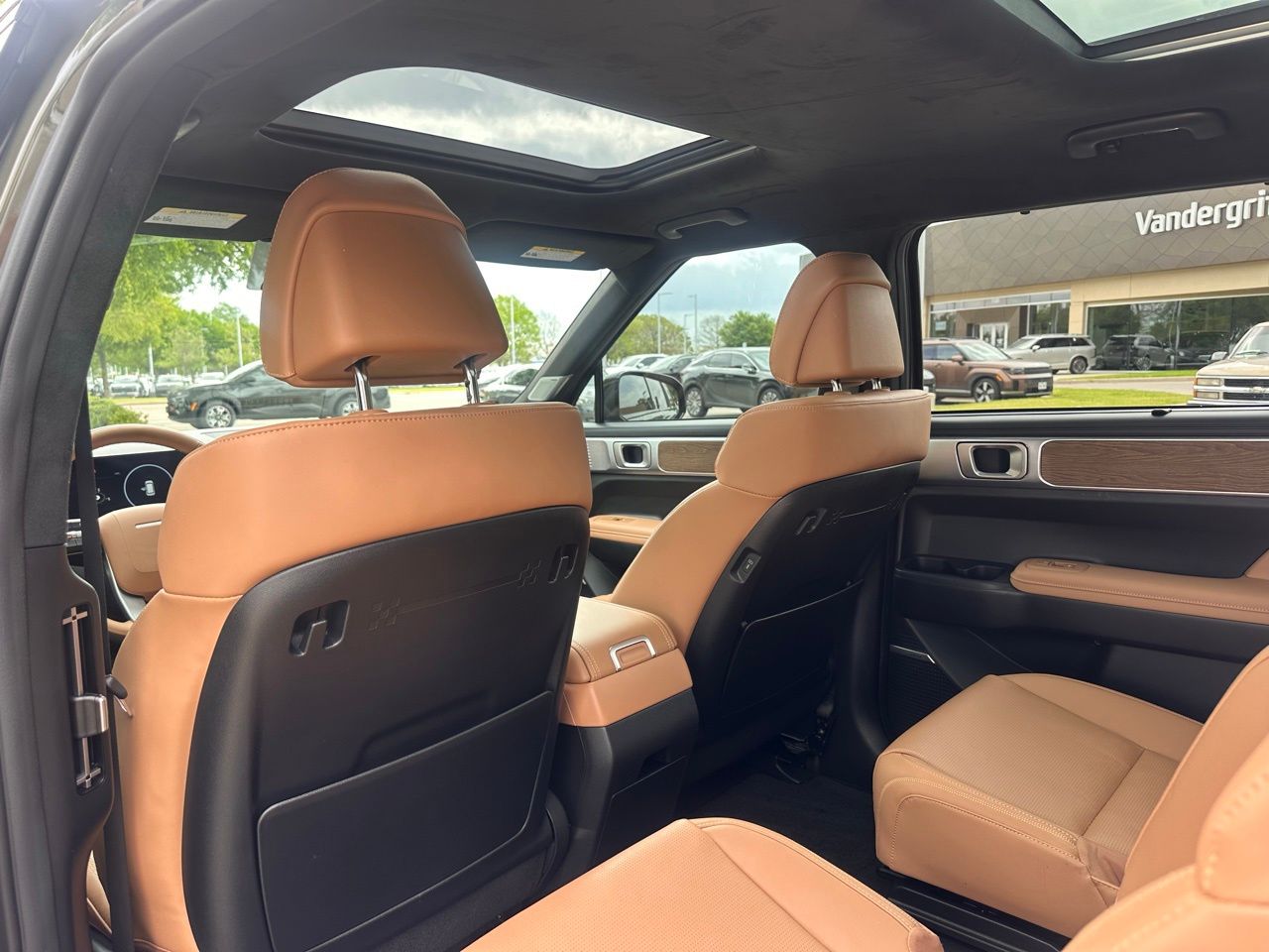 Certified Used 2026 Rockwood Green Hyundai Calligraphy image 22