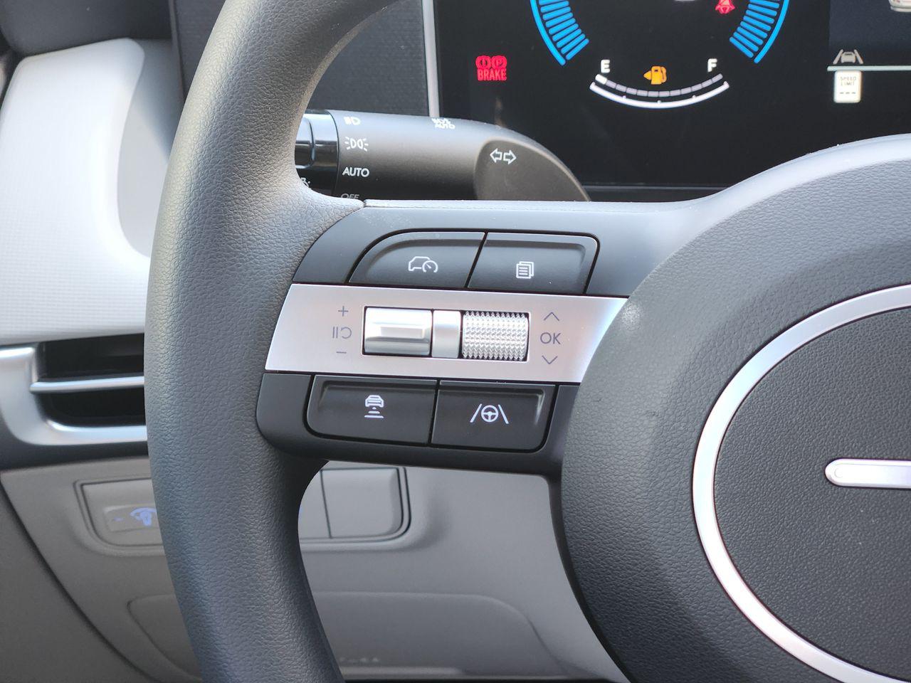 New 2026 W6H White Hyundai SEL FWD image 25