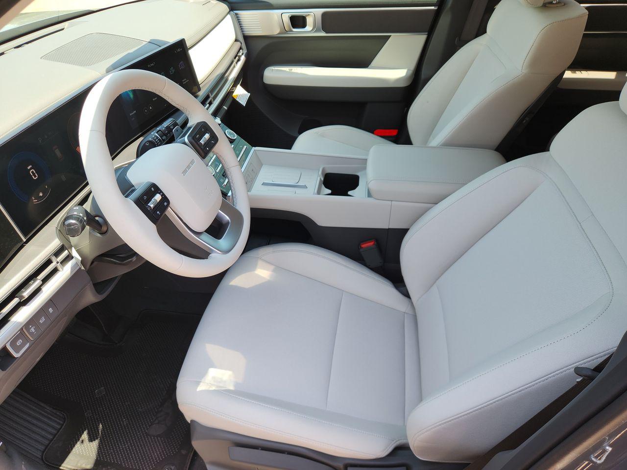 New 2027 Hampton Gray Hyundai SE FWD image 9