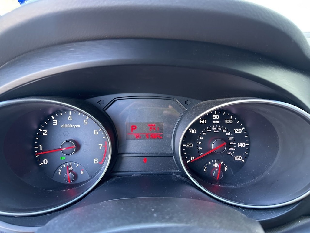 Used 2015 Kia Sedona LX Van