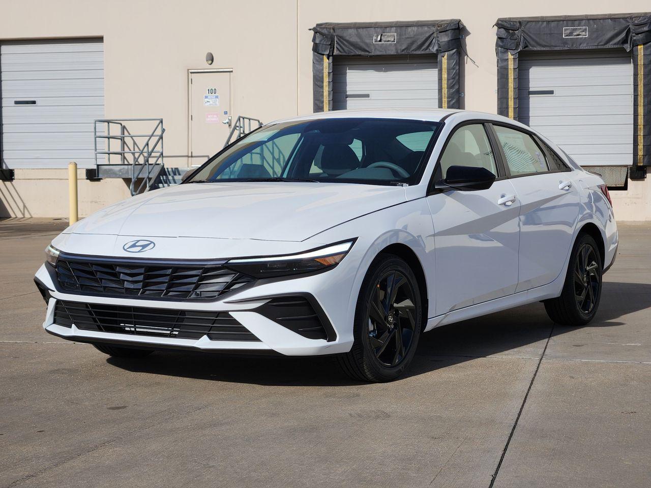 New 2026 Serenity White Hyundai SEL Sport image 2