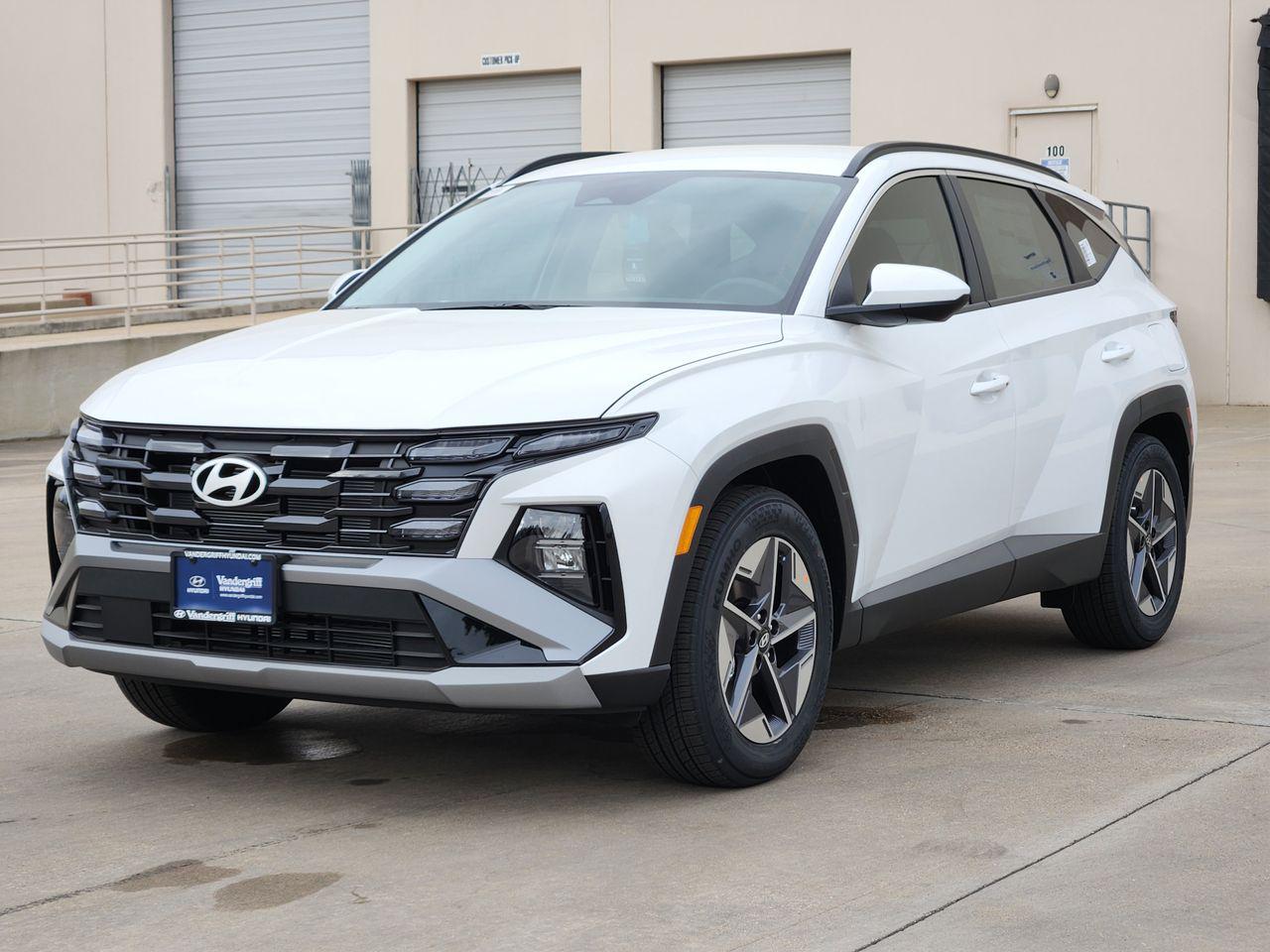 New 2026 W6H White Hyundai SEL FWD image 2