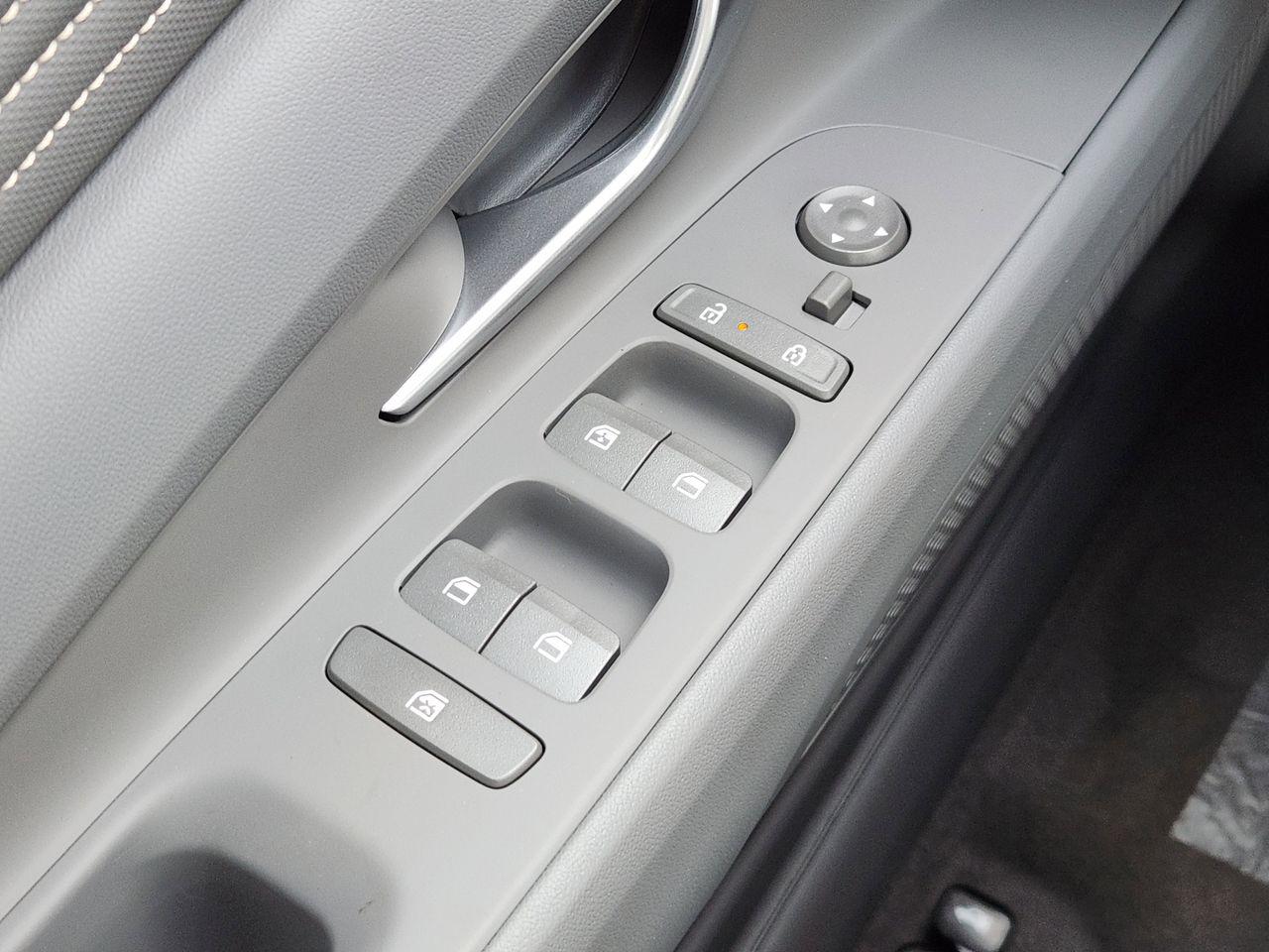 New 2026 W6H White Hyundai SEL Sport image 21