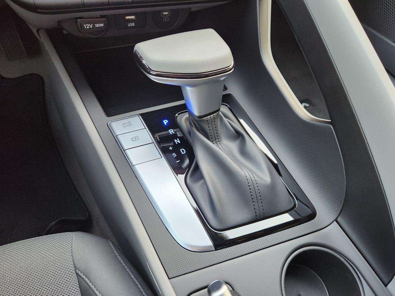 New 2026 Abyss Black Hyundai SE image 16