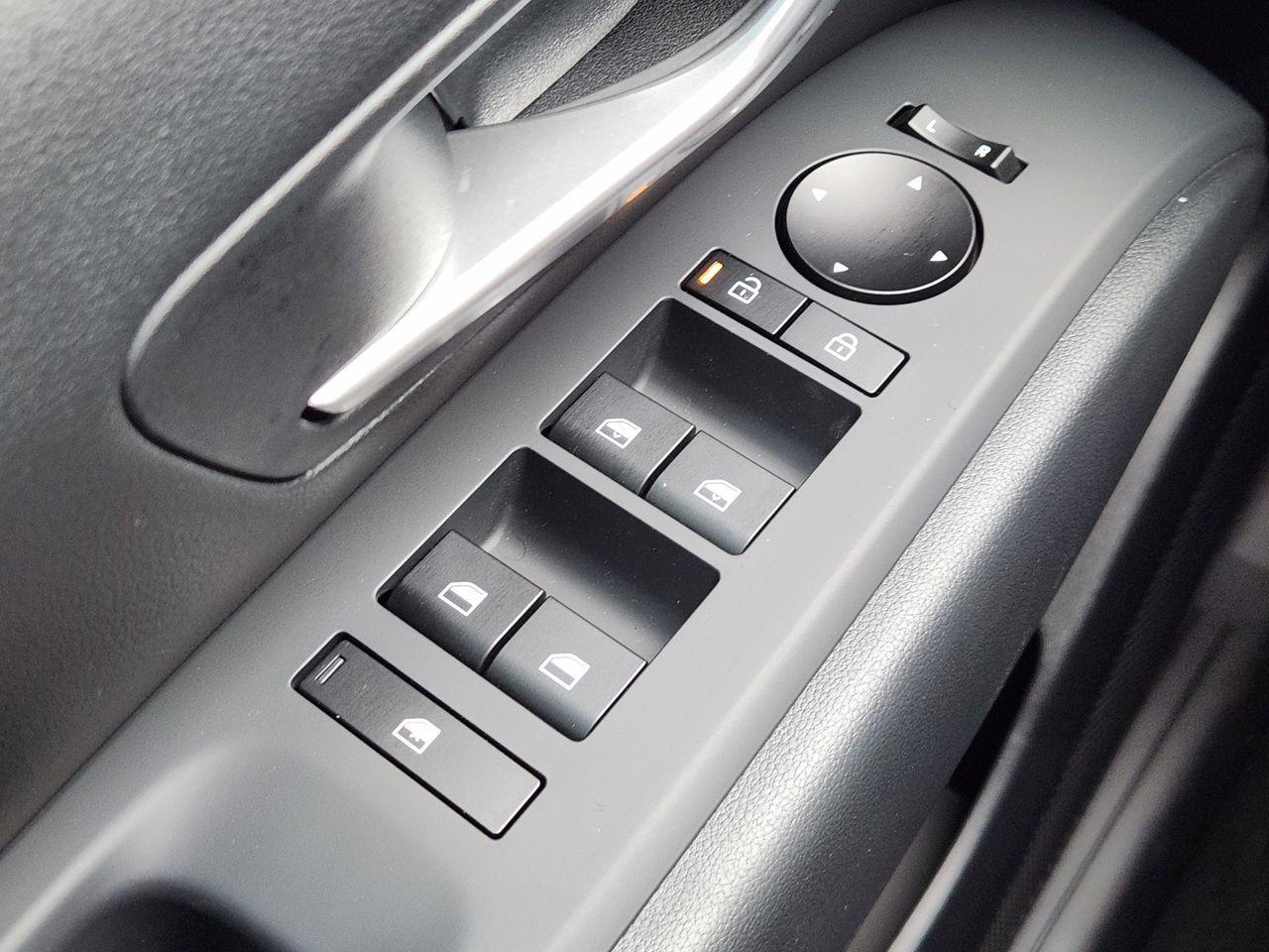 New 2026 W6H White Hyundai SEL FWD image 20