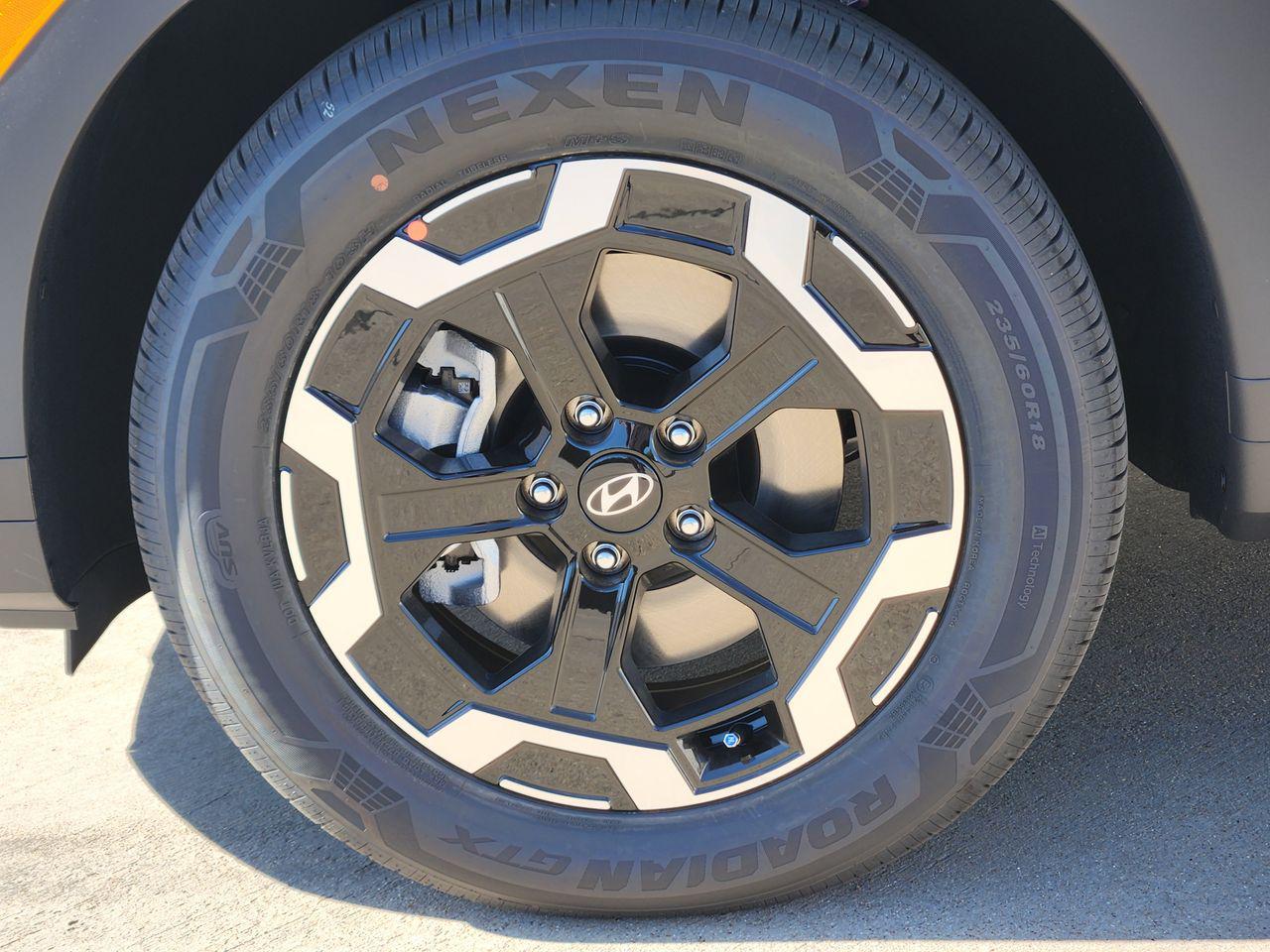 New 2026 Phantom Black Hyundai SEL FWD image 7