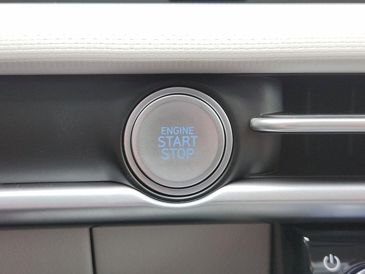 New 2026 S3B Black Hyundai SEL FWD image 16